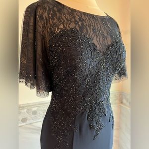 New XSCAPE Lace Embellished Corset Flatter Mermaid Navy Gown Sz 6/8